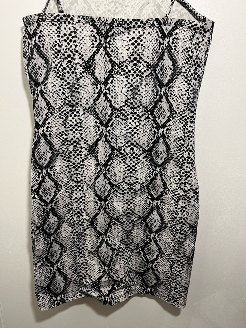 Garage Snakeskin-Print Bodycon Dress - Picture 8 of 9